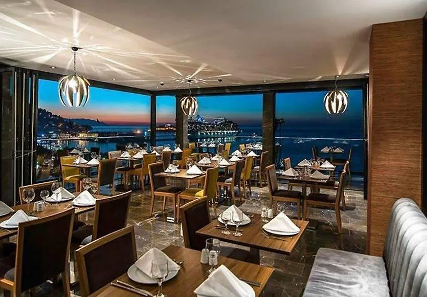 Ilayda Avantgarde Hotel Кушадасы