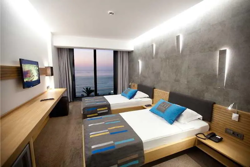 Ilayda Avantgarde Hotel Кушадасы 4*,  Турция