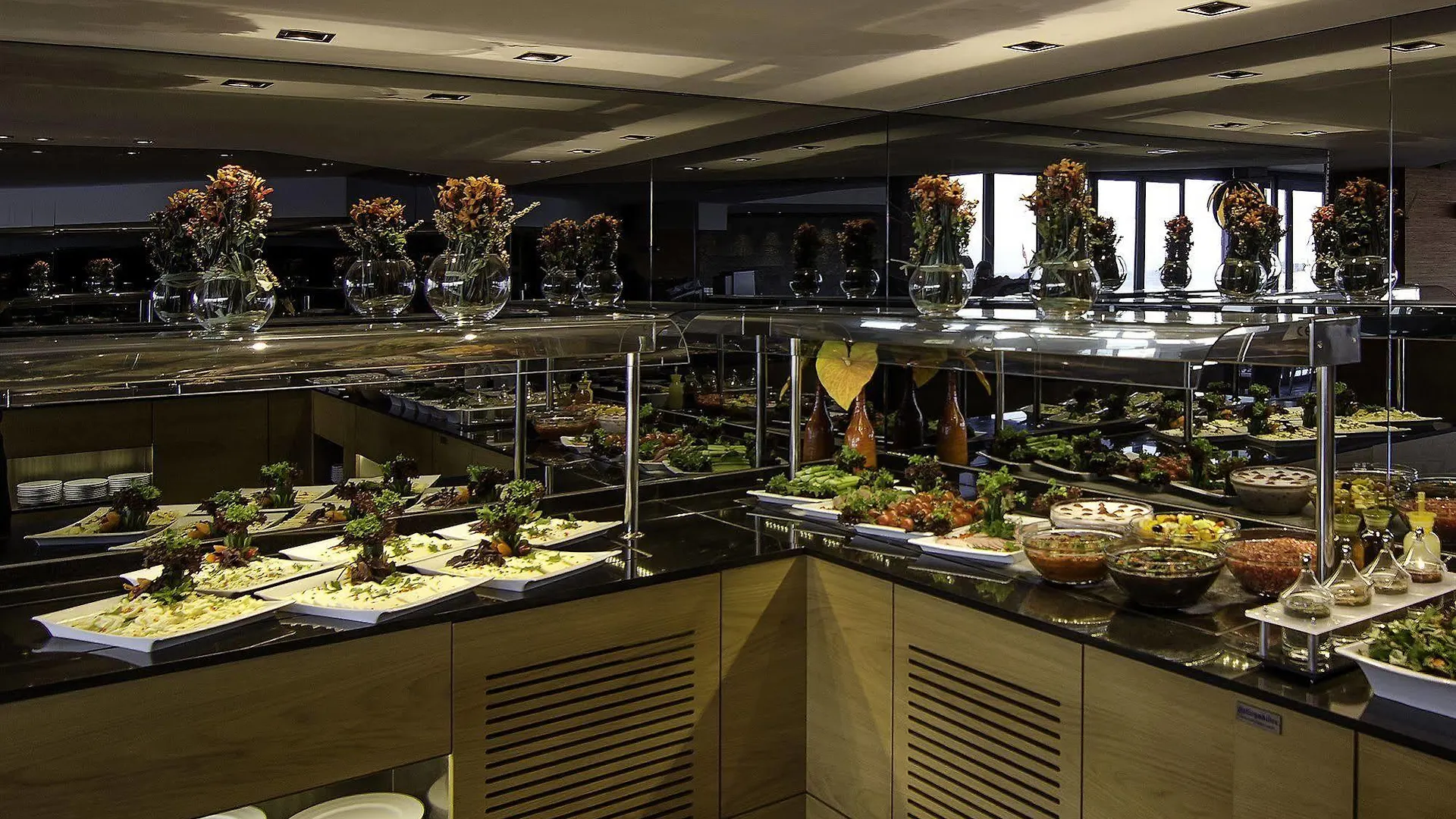Ilayda Avantgarde Hotel Кушадасы